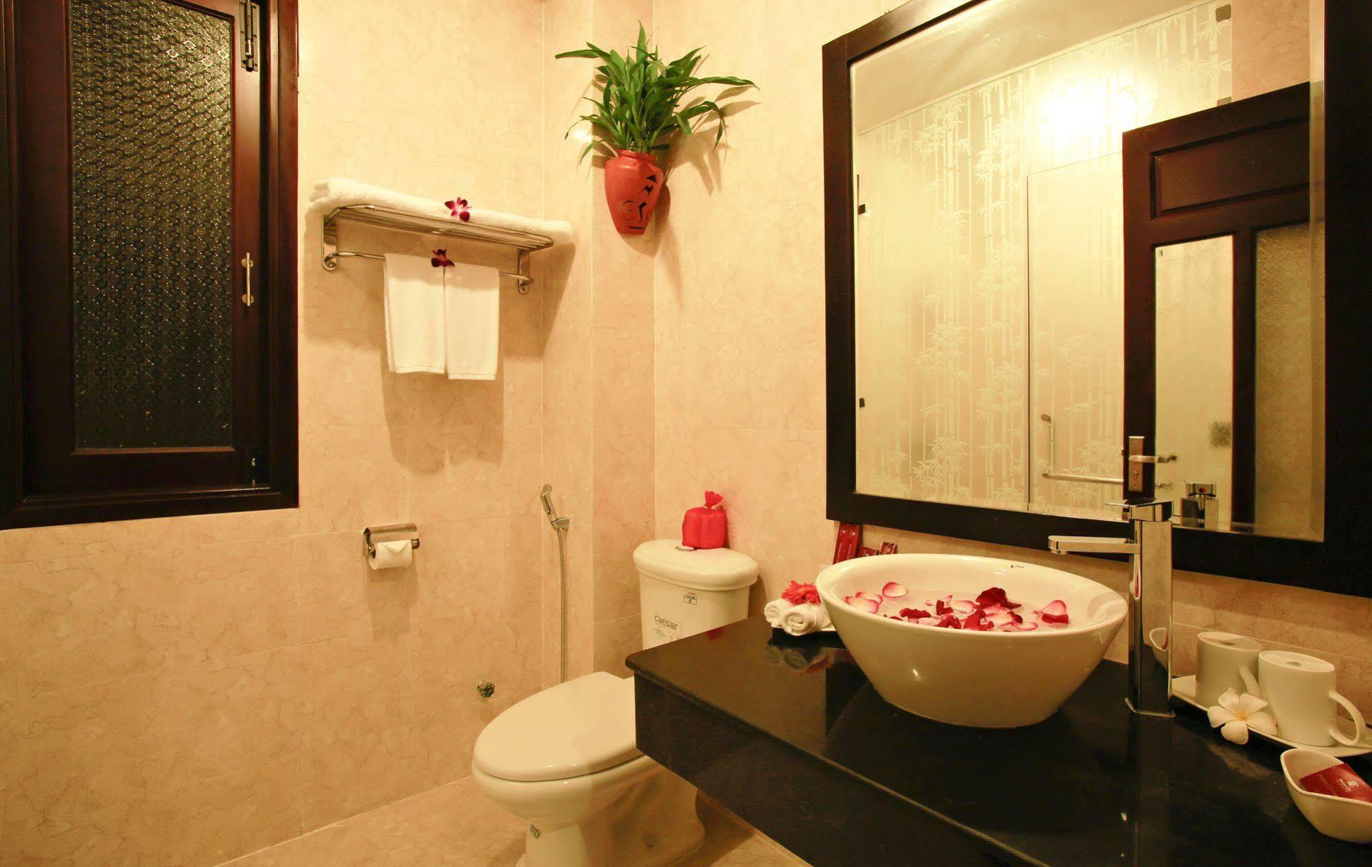 Pham Gia Boutique Villa Хойан Экстерьер фото